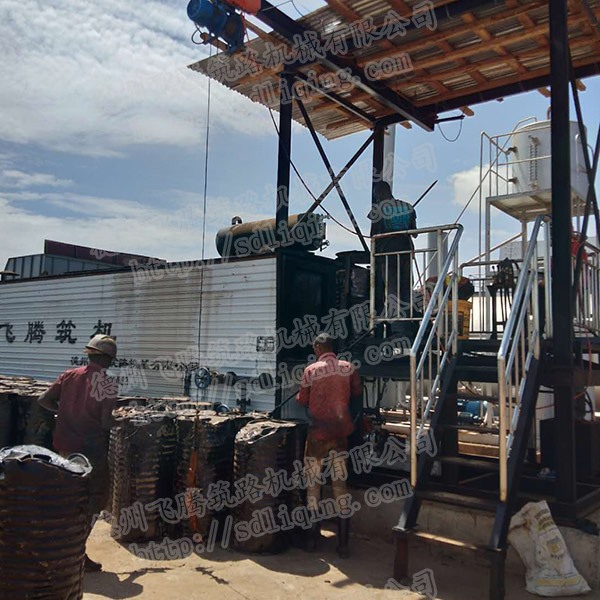 瀝青脫桶設備現場